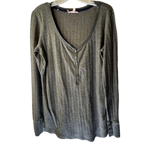 Victoria's Secret Metallic Pajama‎ Shirt - Picture 1 of 5